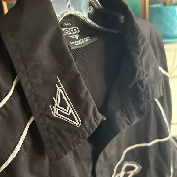 FXR Men's Black Casual Button Down Shirt - Picture 13 of 16